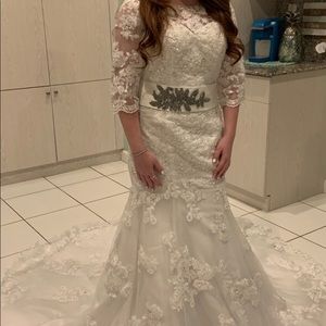 New wedding dress size 5-7